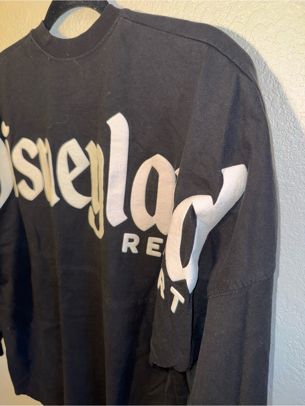 Disneyland Resort Spirit Jersey Long Sleeve Crewneck T-Shirt Black/White Small - Picture 3 of 6